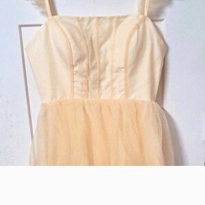 Cream Colored Corset Top Tulle Tiered Maxi Dress - Size Medium - NWOT